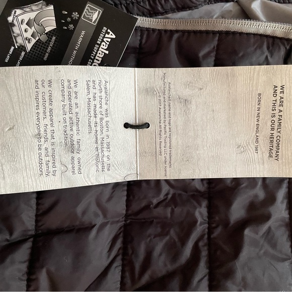 Avalanche, quilted hoody, girl xl - Picture 6 of 9